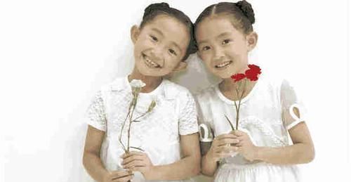 龙凤胎|为什么现在双胞胎越来越多 这些方法, 你敢尝试吗