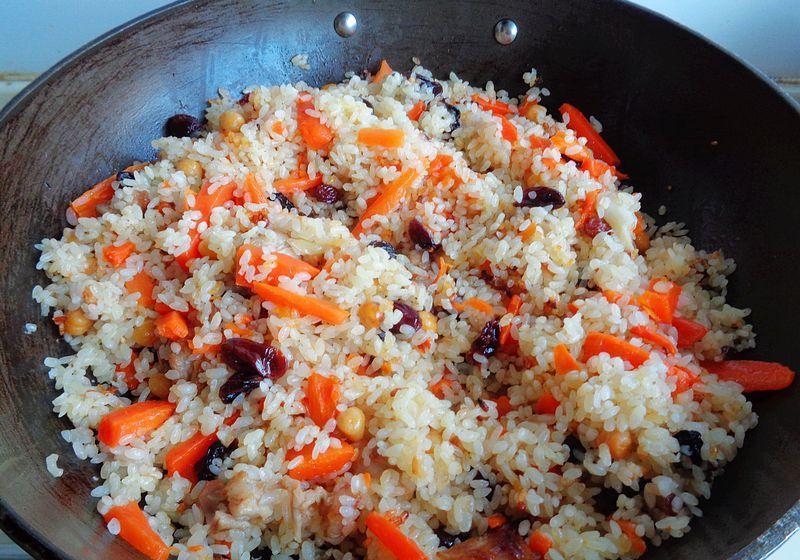 我家冬天周末一日三餐,抓饭配炖菜,好吃又暖和