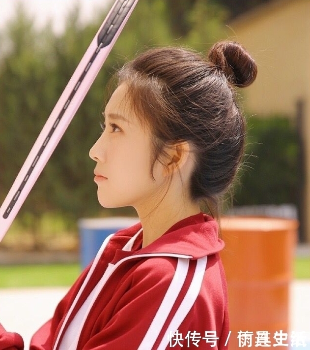 麻花辫|齐肩发尝试这几款扎发,每天一分钟,男神都爱第四款超惹人心动