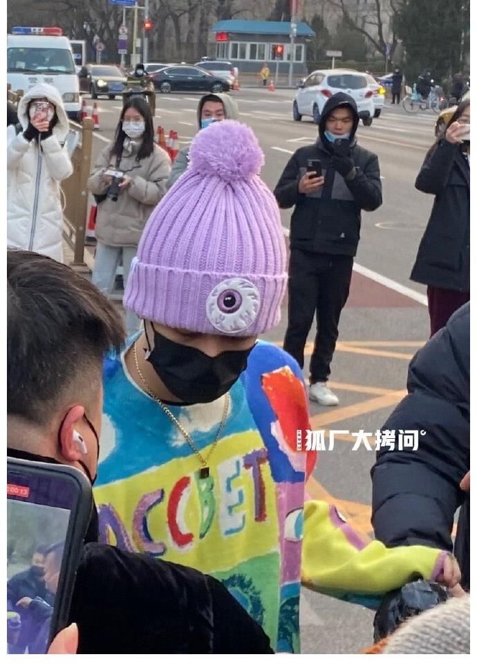 王嘉爾央視虎年春晚彩排路透……