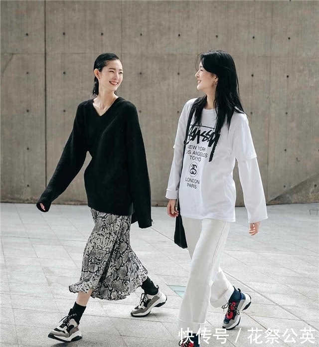 阔腿裤大势已去！今年流行的是“小白裤”，150女生穿显瘦又显高