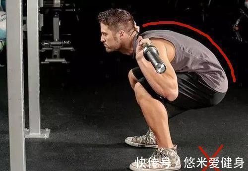 柔韧性|杠铃深蹲和器械腿举,哪个动作练腿效果更好呢?