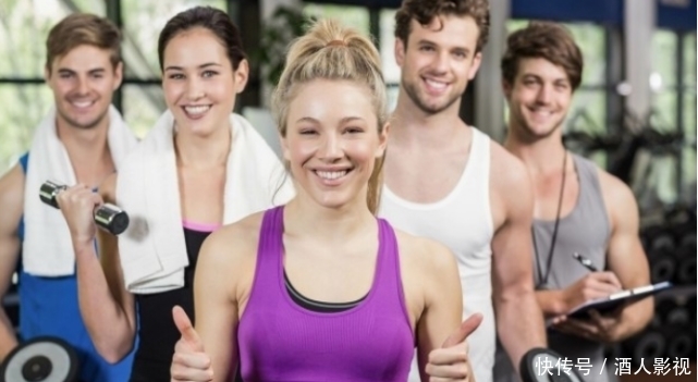 營養物質|骨質疏松的“加速器”公布,比煙酒更傷骨,醫生提醒:勸你管住嘴