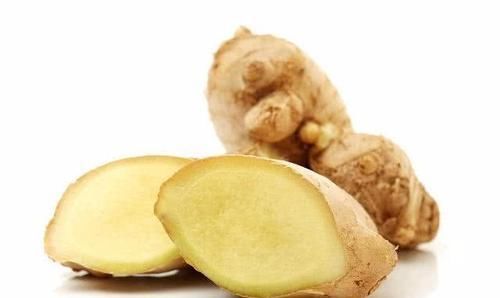 晚餐最好少吃这3类食物，或许助你改善睡眠，早知早好