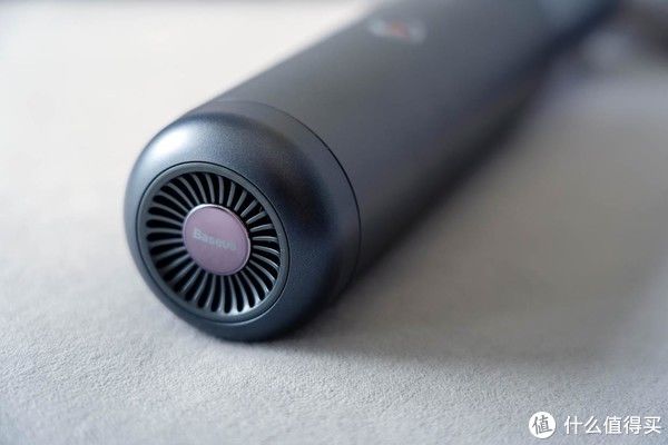 倍思H5家用随手吸体验:小巧便携,家用车用一网吸尽