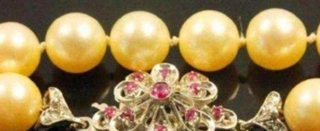 项链|老太太带项链鉴宝,说是皇后赏赐,专家表示老太太没有说谎