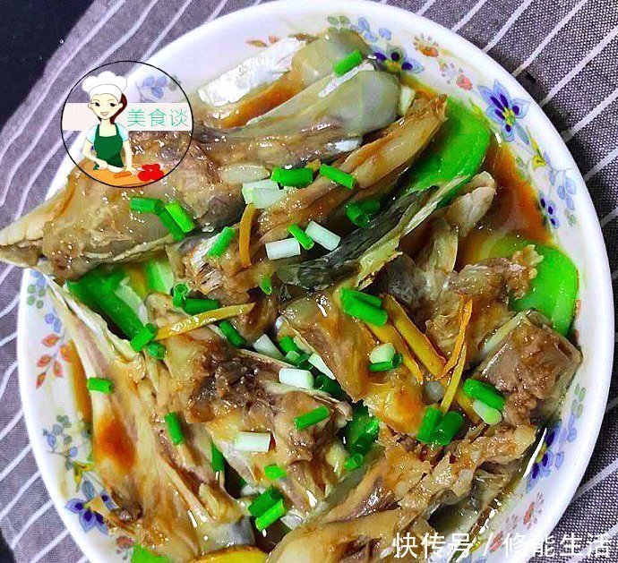 丝瓜|热天最馋此蒸菜，蒸一蒸8分钟上桌，鲜到流口水，营养好吃不上火