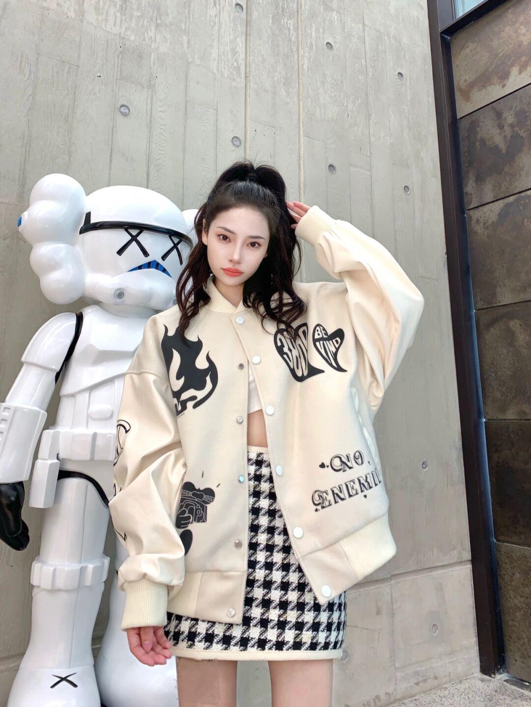 千鸟格|谁说黑白灰只能单调?掌握这几个搭配思路,基础色也能穿出高级感