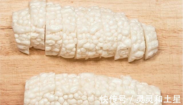 蜂蜜白玉苦瓜汁|苦瓜食谱|蜂蜜白玉苦瓜汁夏日必备,清热降血糖与凤梨榨汁减苦味!