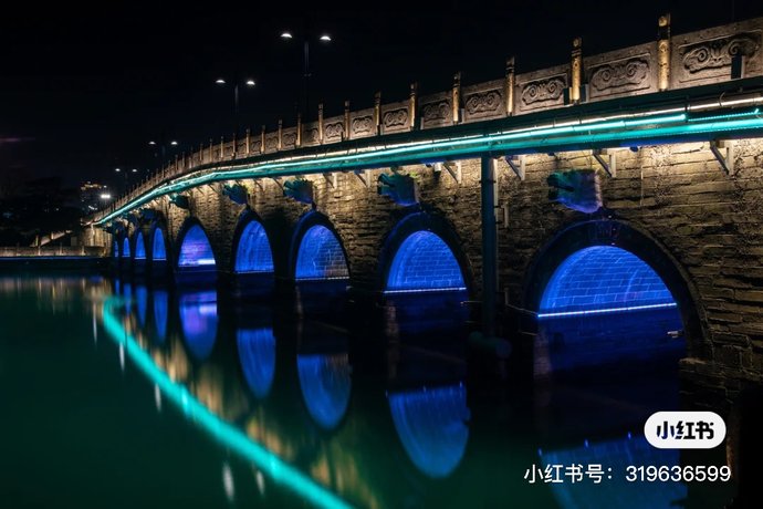 洗肺|美得不可方物!夜荆州......