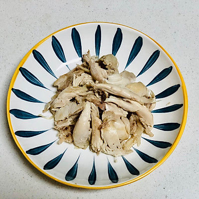 酸辣凉拌鸡腿肉