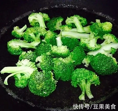 香钵冷串串|香钵冷串串最好吃的做法，就在这里了