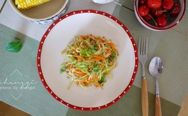 主食|黄瓜和它是绝配,晚餐搭配着吃,坚持半个月,裤带越来越宽松