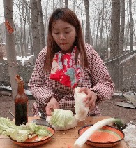 |搞笑GIF:妹子厉害了,果然是道高一尺魔高一丈啊