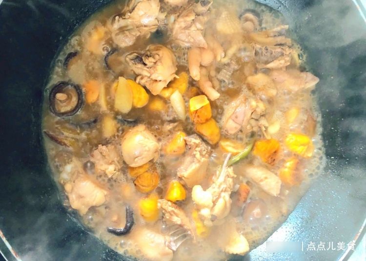 一个鸡腿两把板栗 ,只需简单几步,教你做出汁香浓郁的板栗烧鸡