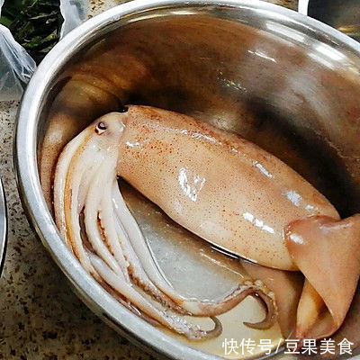 好吃的爆炸的家常炒鱿鱼,没有它我就不吃饭