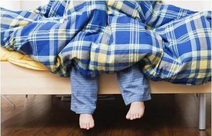 身高|妈妈带娃孩子不长个,奶奶带娃身高猛涨,医生:都是午睡惹的祸