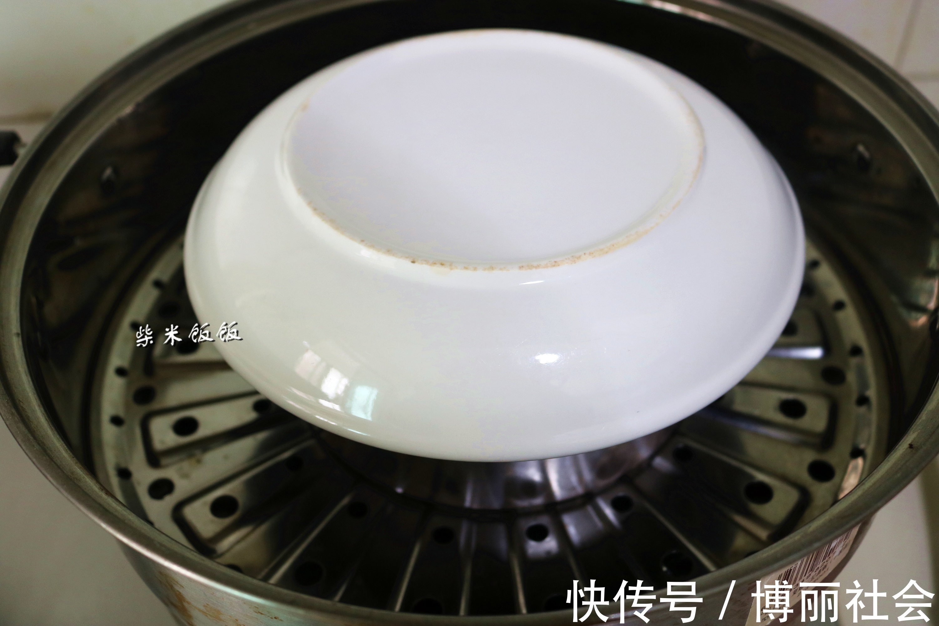 模具|蒸发糕不能只放酵母,加点它,柔软蓬松不黏牙,比蛋糕还好吃