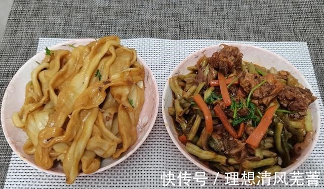 豆角排骨|下雨天最适合吃排骨豆角一锅出!