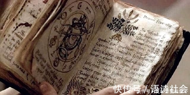 手稿$世界上的3大“天书”,每本都神秘难解,最后一本至今不能破译