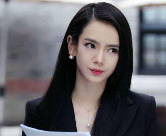 吹风机|妈妈辈的头发为何总“乌黑浓密”?看这3点就知道了,看完很惭愧