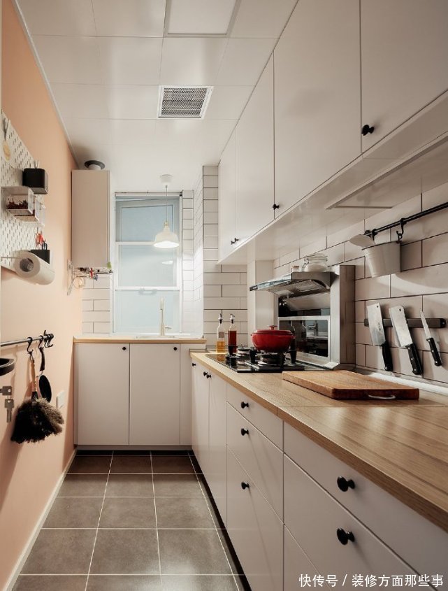 暖色调|97平北欧风复式设计，厨房居然是橙色的暖色调