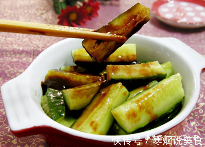 腌黄瓜,很多人第一步就错了,教你饭店秘制做法,一次10斤不够吃