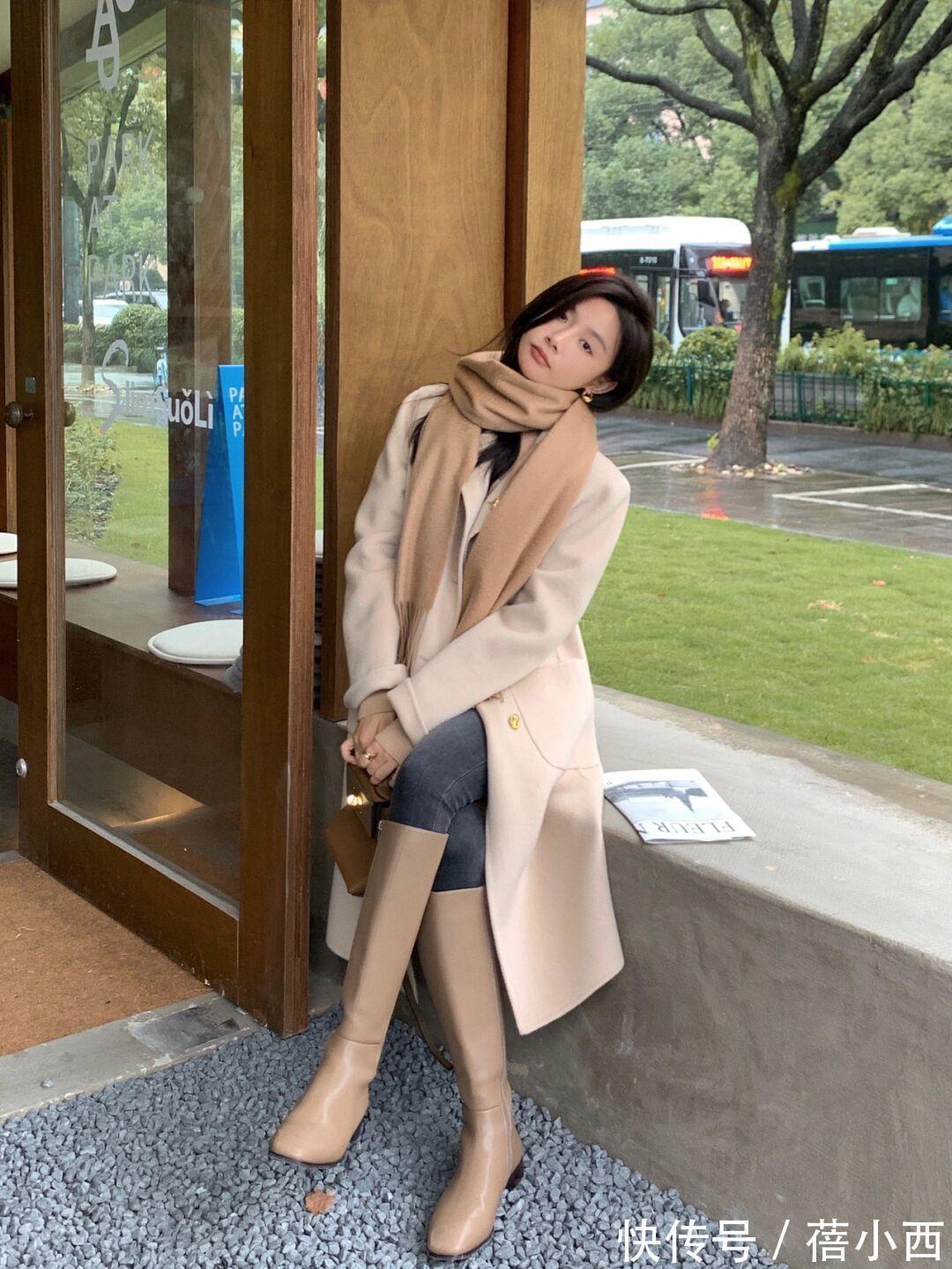 围巾|今年穿“大衣”才最in,内搭毛衣时髦优雅、下搭牛仔裤高级洋气