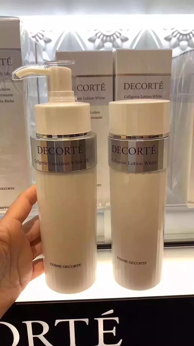 盘点几款好用的水乳，补水保湿抗氧化, 令肌肤恢复弹性饱满水润！