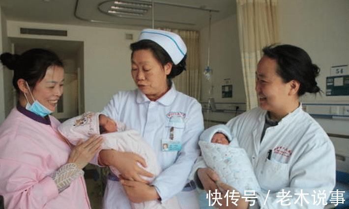 护士|刚生下2个娃，正当家人庆祝是“双胞胎”，护士说破：不是双胞胎