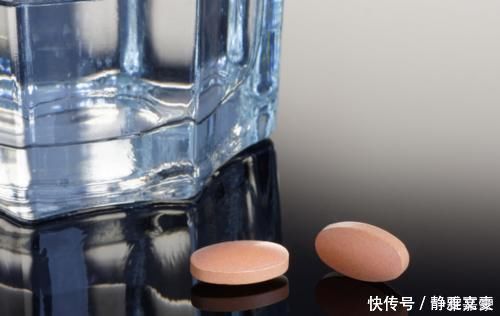 用药|心血管患者吃他汀,血脂已经正常,可以减半服用吗?辟谣来了