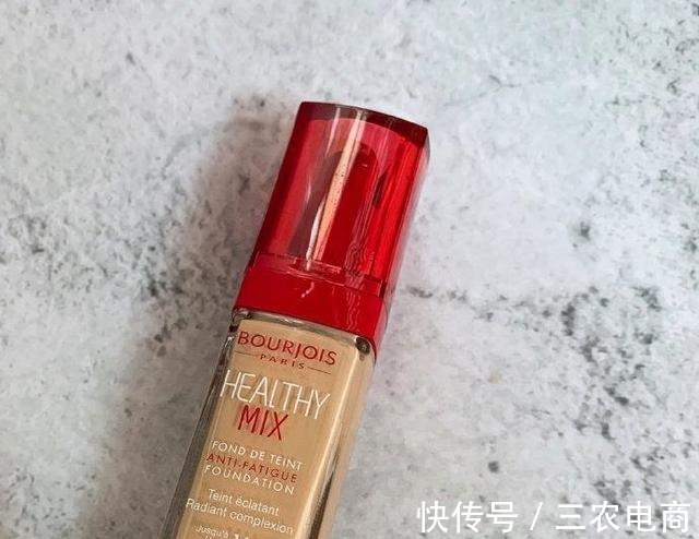 遮瑕膏 适合干皮的粉底液!