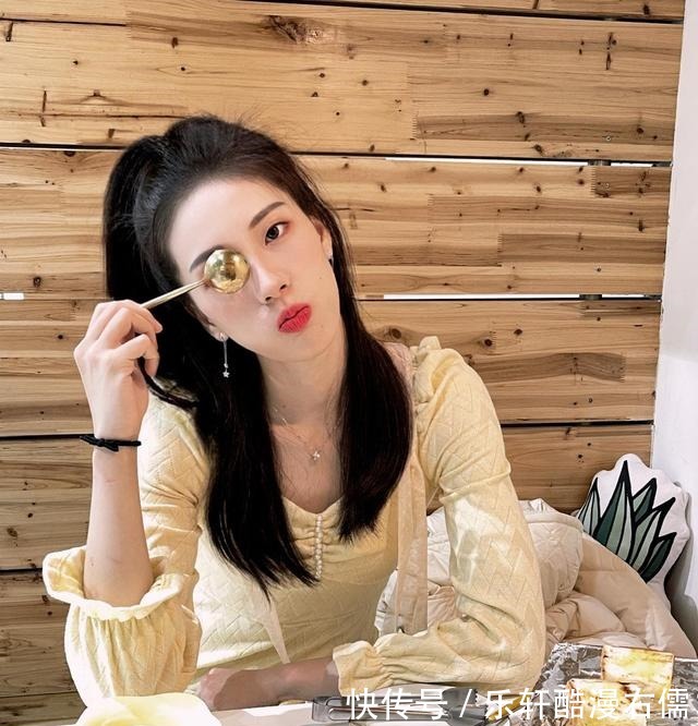 郑益昕|女排最新资讯杨婕退役,金软景未出席颁奖,郑益昕晒美照似仙女
