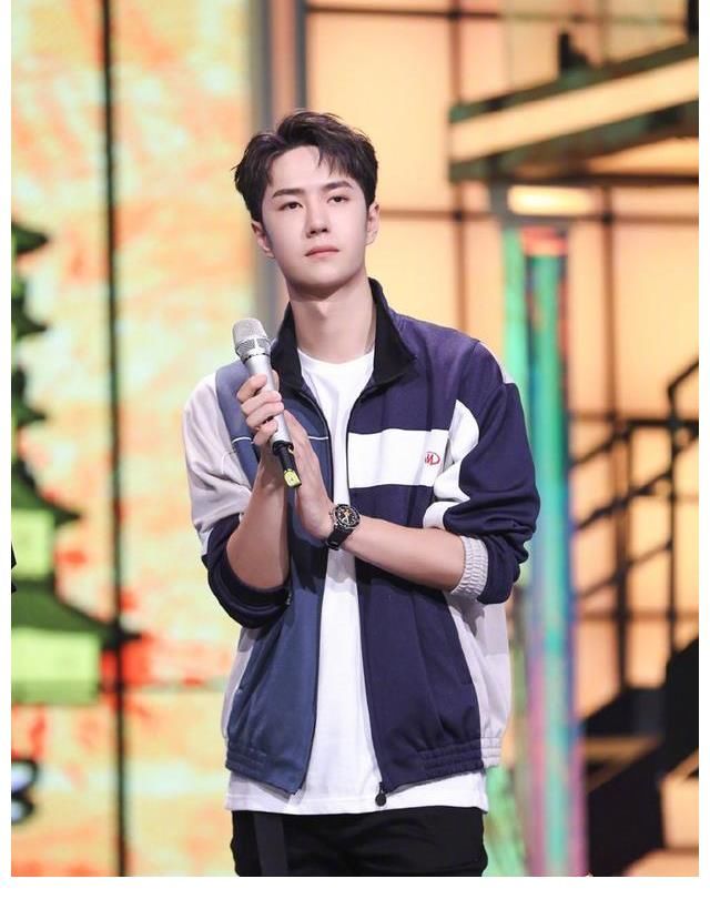 钱枫|主持人必须持证上岗后,王一博重返《天天向上》,和汪涵配合默契