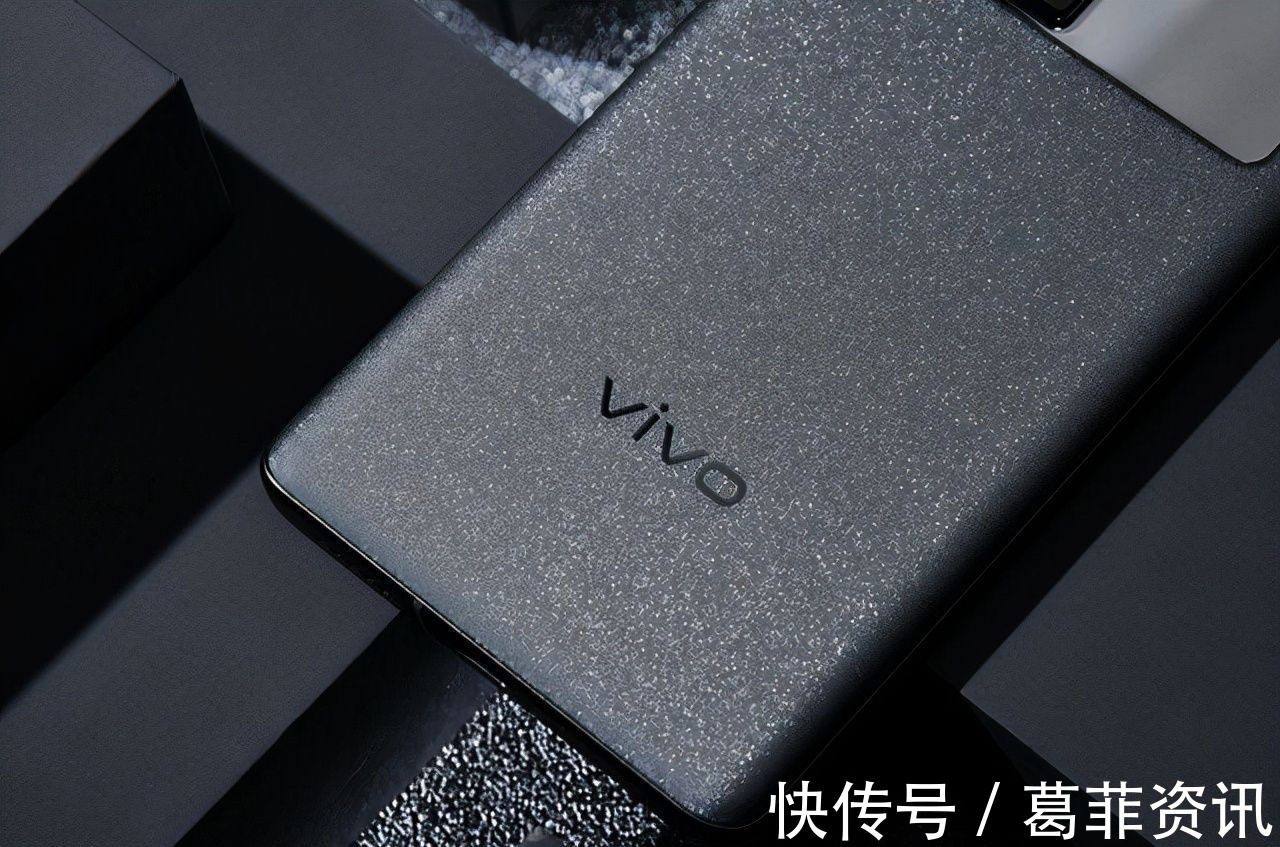 vivo|街采时路人的三句话，让我读懂了情绪关怀设计