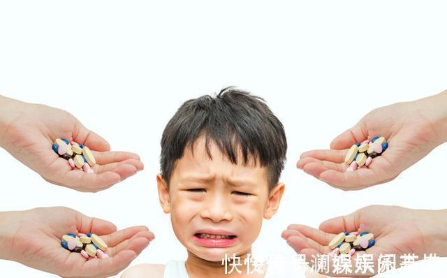 小点心|“天天喝牛奶”的孩子和“从不喝牛奶”的孩子,3大差别很明显