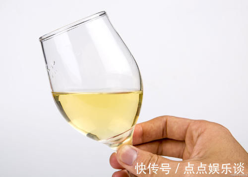 磨牙|经常喝酒的人，睡觉时若有这4种迹象，别犹豫了，尽早戒酒吧