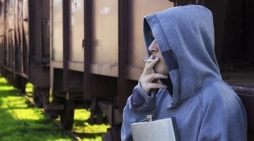 强壮|阳气不足百病生,男人少做三件吸阳事,身体会变强壮,了解下