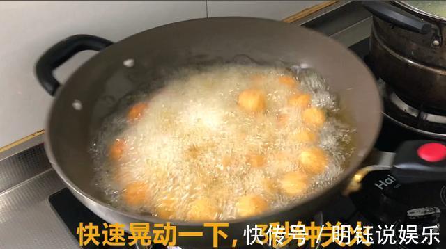 胡萝卜豆腐|豆腐最新做法,不炖不凉拌、不加一滴水,比肉香,连吃3天也不腻