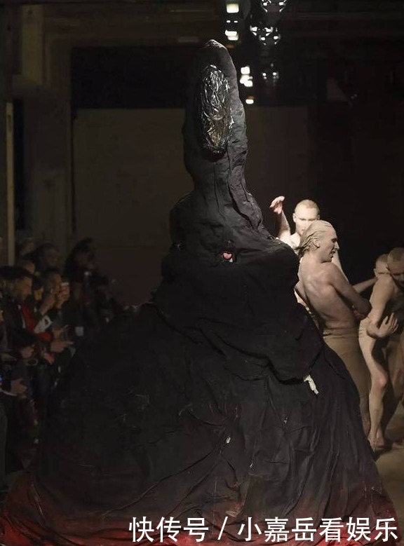 秀场|穿成陶罐都能登上秀场,看不懂的时尚越来越多了,一般人能穿吗?