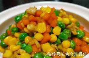 谁说鸡胸肉没美味,营养的鸡胸肉加上丰富蔬菜,鸡胸肉炒三丁