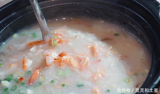熬粥|熬粥没有巧,三十六下搅,米啵粥店海鲜粥