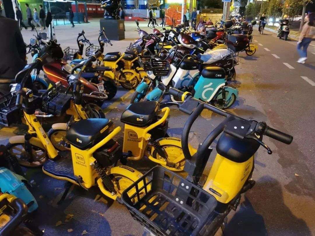 长沙|两轮出行大战再起：青桔美团哈啰长沙肉搏