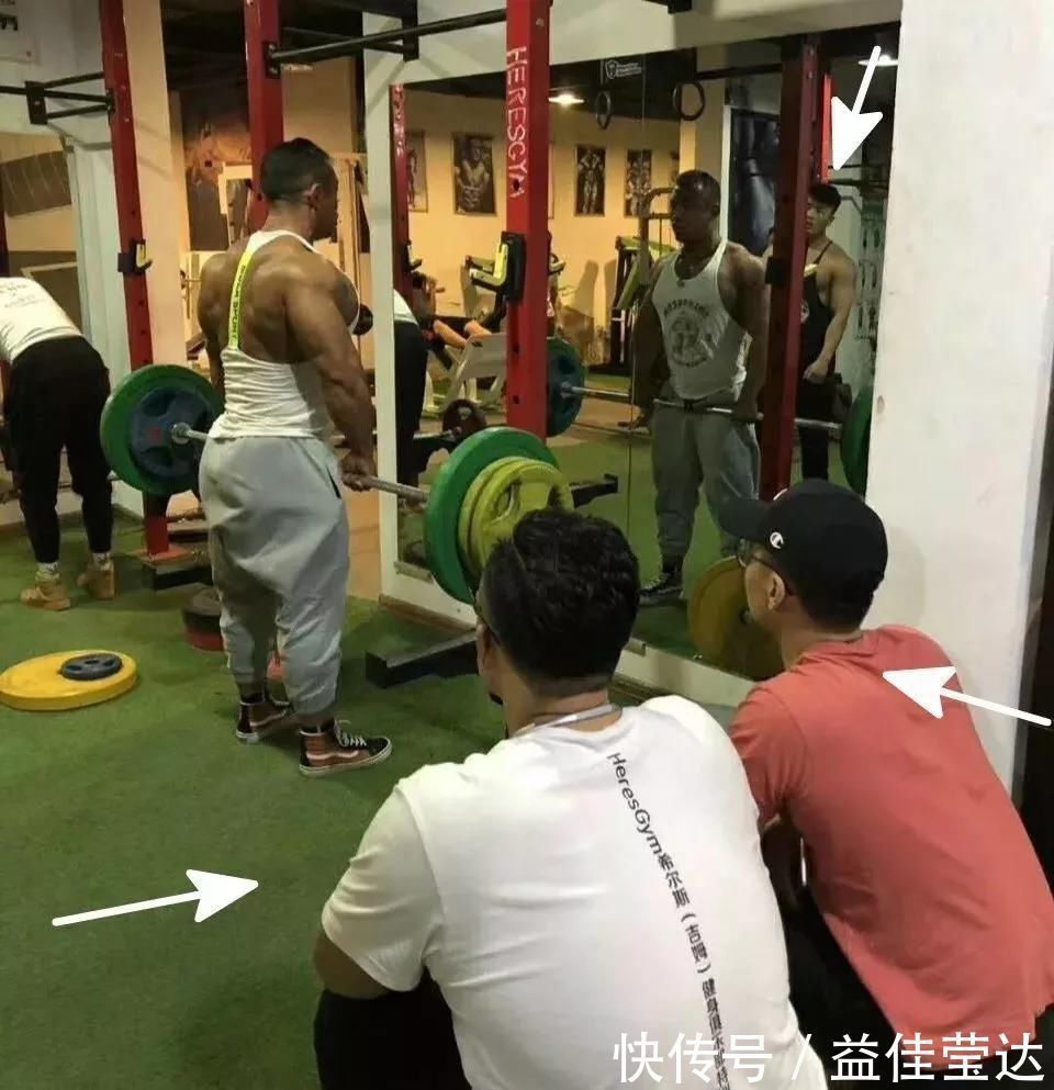 肌肉男|男人练成什么样,最吸引女生注意力?哈哈哈,网友真相了!