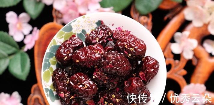 红枣|夏天要常吃红枣，教你正确做法，放半个月都不会坏，随吃随取！