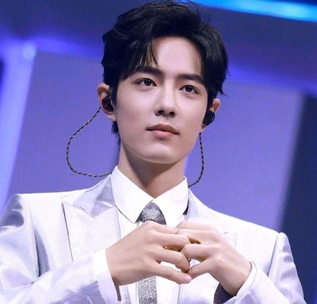 从生怕和他扯上关系到生怕和他扯不上关系,唯利是图得明明白白