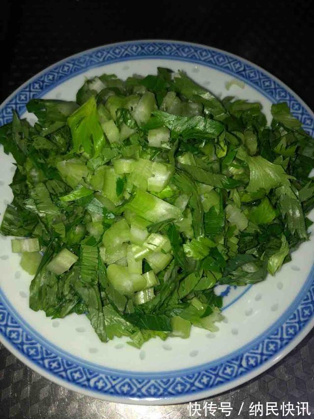 便秘|这菜被称“头号泻药”，口臭严重要经常吃，便秘问题也会悄悄溜掉