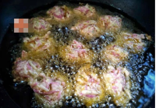 我家隔几天就做这个吃,一次做一大盆,随吃随取,太香了