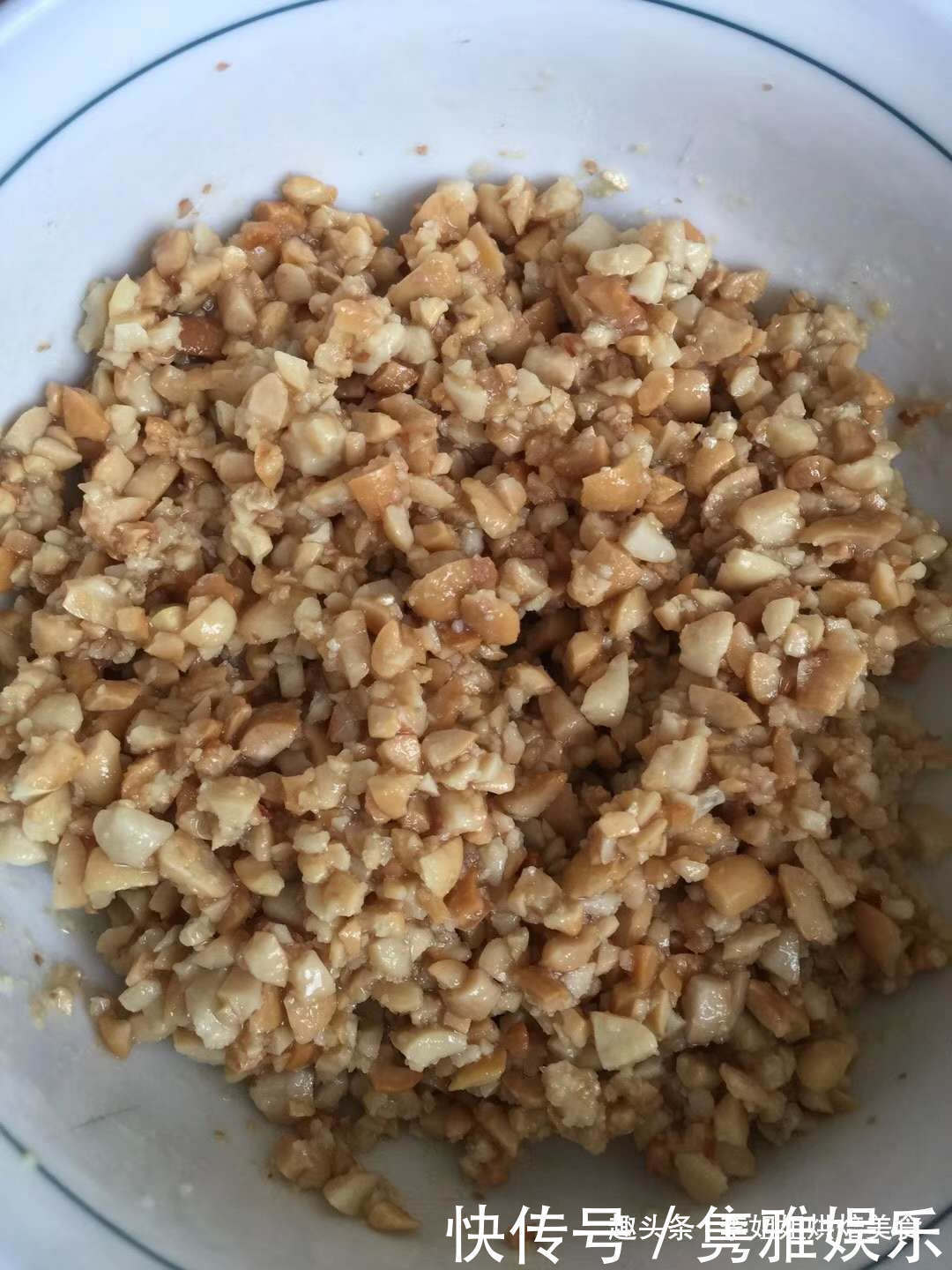 一款简单易学的花生饼,香香脆脆,外酥内软,又营养又美味