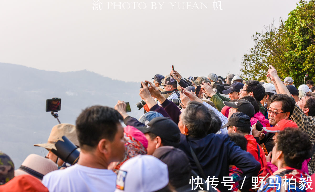 观景|从建水开车到元阳看梯田夕阳，可惜却只看到人头、遗憾与安全隐患